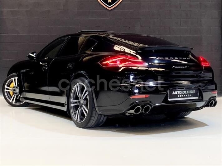 PORSCHE Panamera 3.0 4S